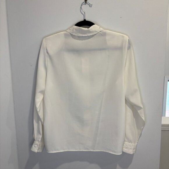 Vintage White Blouse with Embroidered Collar and Front Detail - Picture 4 of 15